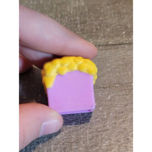 Hasbro 2007 LPS Littlest Pet Shop popcorn food accessory toy figure - Picture 4 of 6